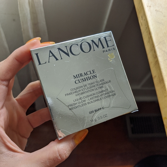 🎀 2 for 70 | LANCOME Paris Miracle Cushion - Picture 2 of 10